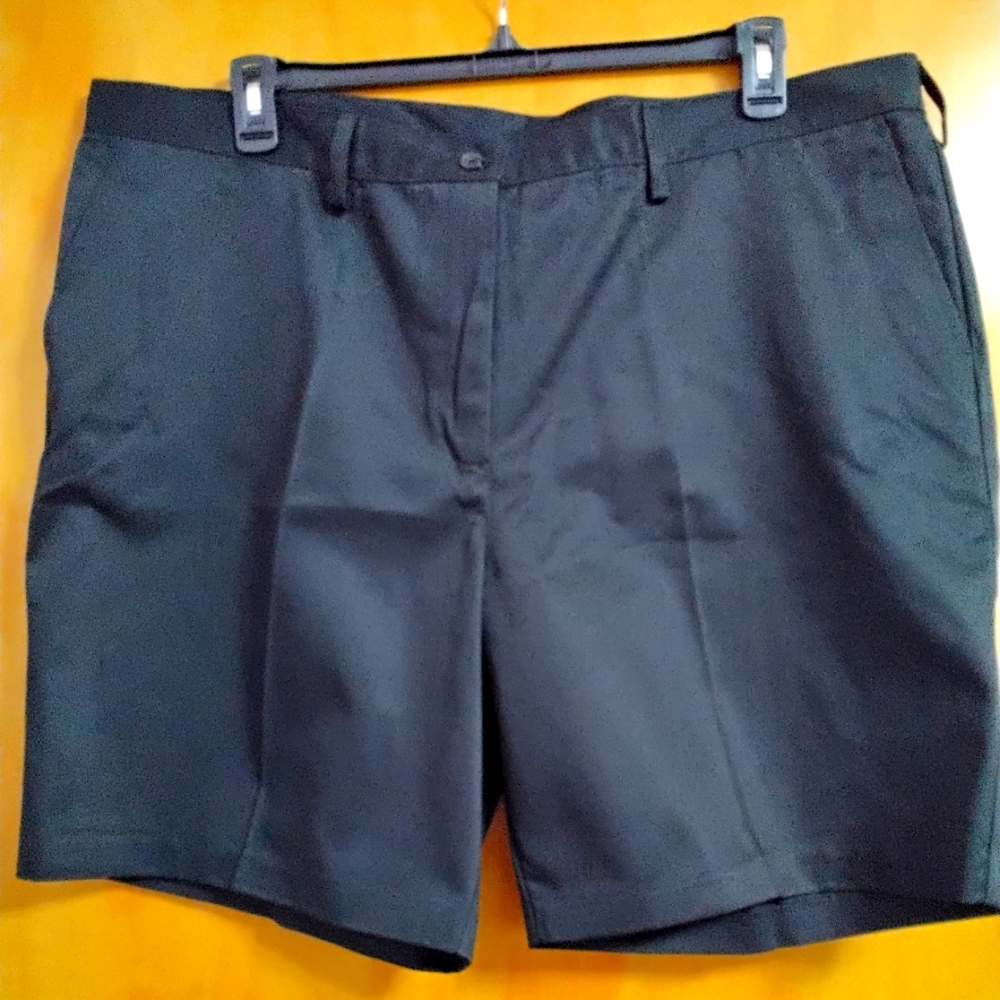 Womens Black Uniform Shorts Sz 22